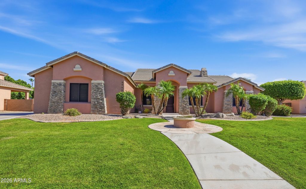 6964 E GRANDVIEW Street, Mesa, AZ 85207