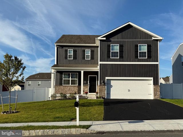 13 OUTSAIL AVE, Barnegat, NJ 08005