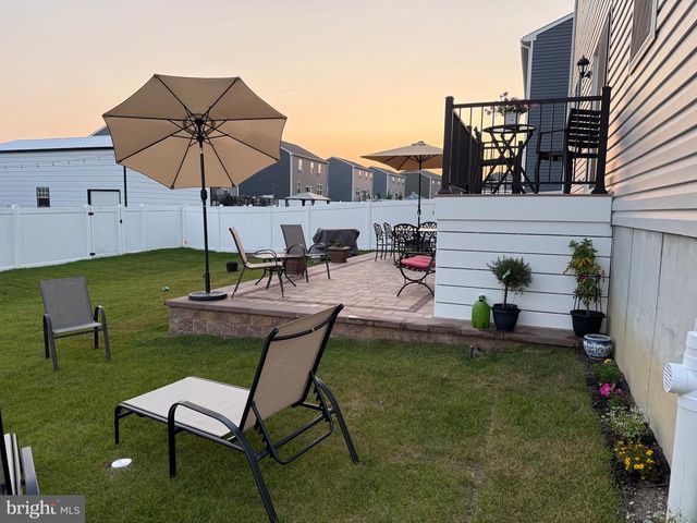 13 OUTSAIL AVE, Barnegat, NJ 08005