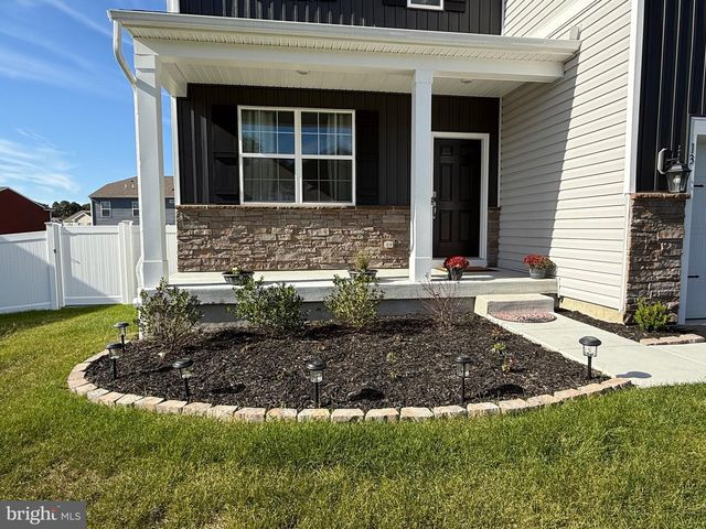 13 OUTSAIL AVE, Barnegat, NJ 08005