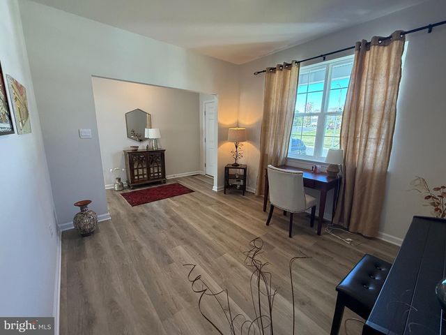 13 OUTSAIL AVE, Barnegat, NJ 08005