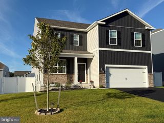 13 OUTSAIL AVE, Barnegat, NJ 08005