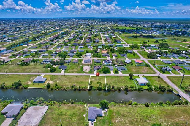 2625 NE 5th, Cape Coral, FL 33909