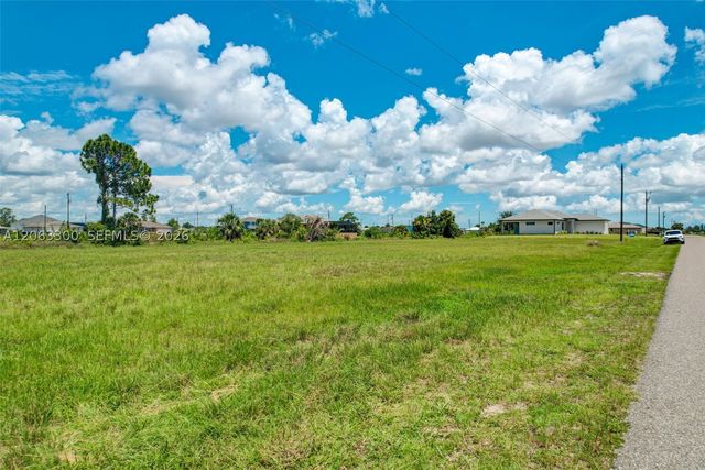 2625 NE 5th, Cape Coral, FL 33909