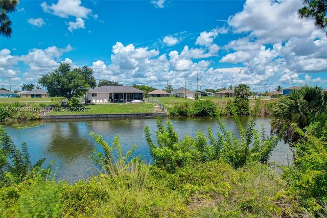 2625 NE 5th, Cape Coral, FL 33909