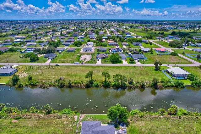 2625 NE 5th, Cape Coral, FL 33909
