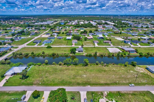 2625 NE 5th, Cape Coral, FL 33909