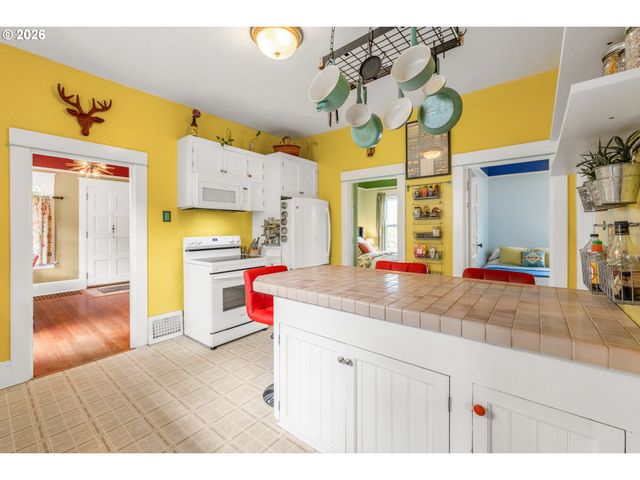 4324 Se 66TH Ave, Portland, OR 97206