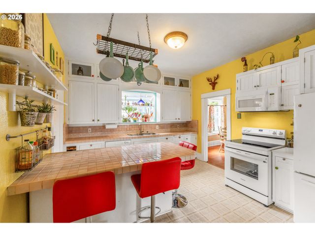 4324 Se 66TH Ave, Portland, OR 97206