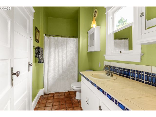 4324 Se 66TH Ave, Portland, OR 97206