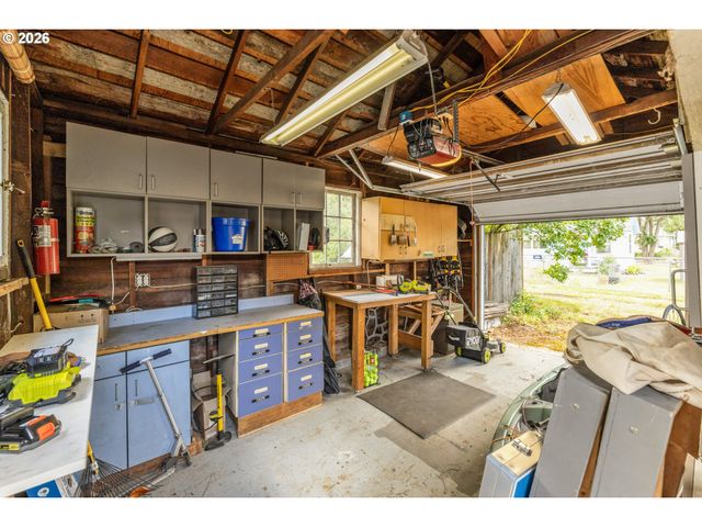 4324 Se 66TH Ave, Portland, OR 97206