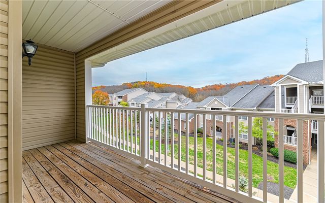 1012 Stockton Ridge, Cranberry Twp, PA 16066