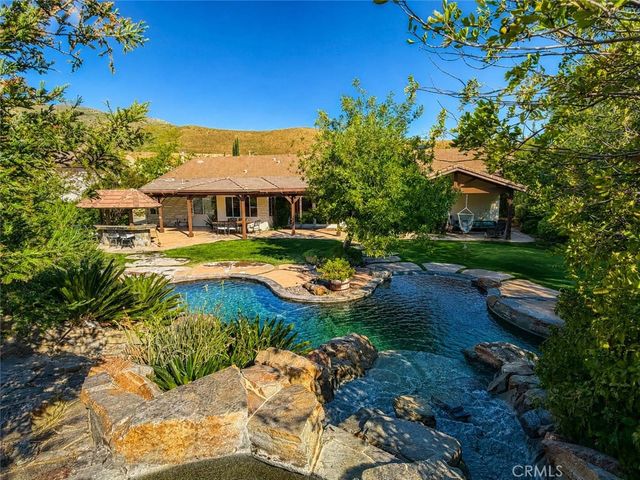 30024 Valley Glen Street, Castaic, CA 91384