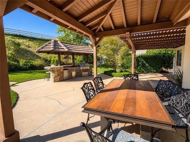 30024 Valley Glen Street, Castaic, CA 91384