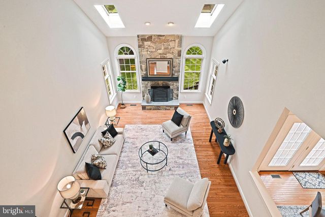 1706 BROADFIELD LN, Vienna, VA 22182