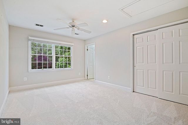 1706 BROADFIELD LN, Vienna, VA 22182