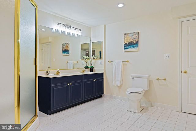 1706 BROADFIELD LN, Vienna, VA 22182
