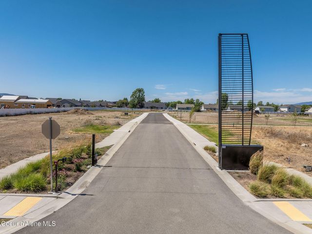 7745 N Mocha LOOP, Coeur D'alene, ID 83815