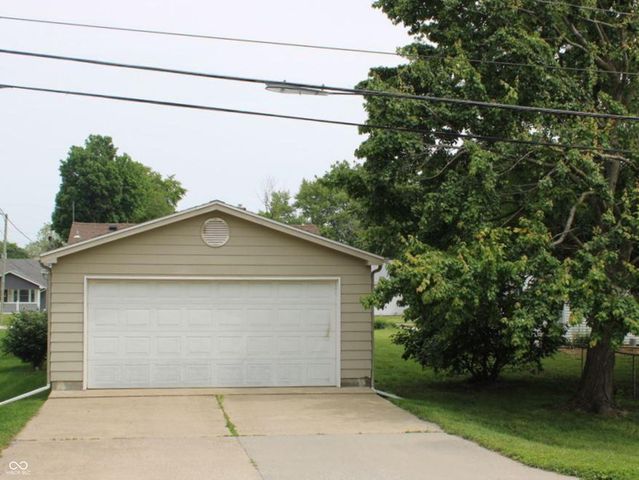 809 Cottage Avenue, Crawfordsville, IN 47933