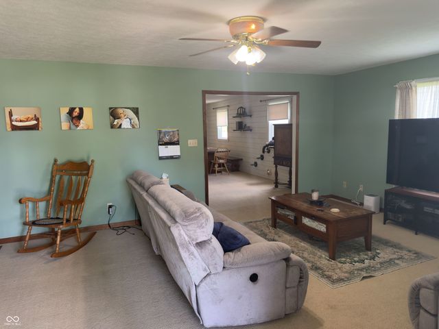 809 Cottage Avenue, Crawfordsville, IN 47933
