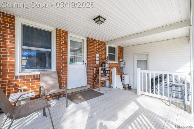 1962 Lake Pointe Drive, Ortonville, MI 48462