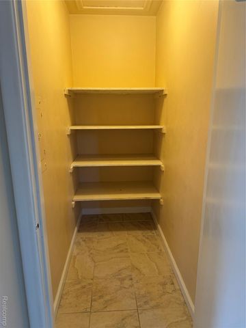 734 Harcourt Road, Grosse Pointe, MI 48230