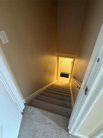 734 Harcourt Road, Grosse Pointe, MI 48230