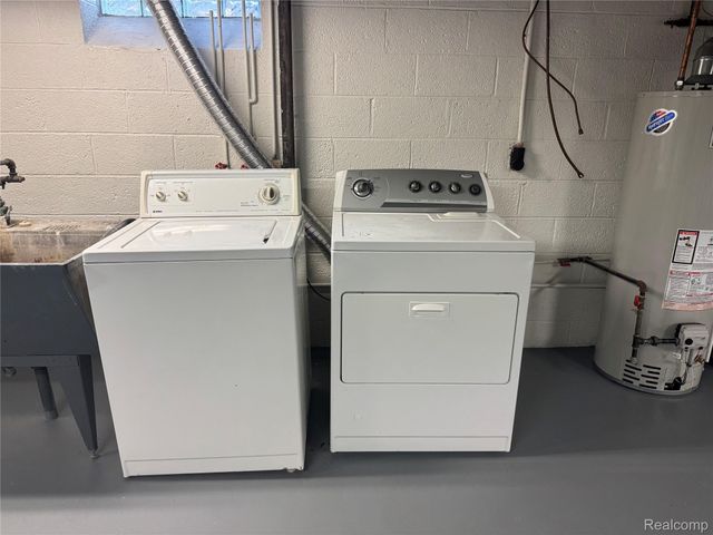 734 Harcourt Road, Grosse Pointe, MI 48230