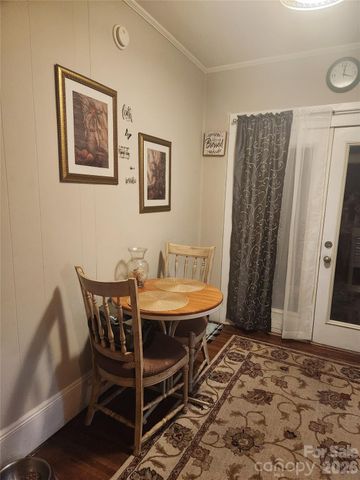 110 E Price Street, Hendersonville, NC 28739