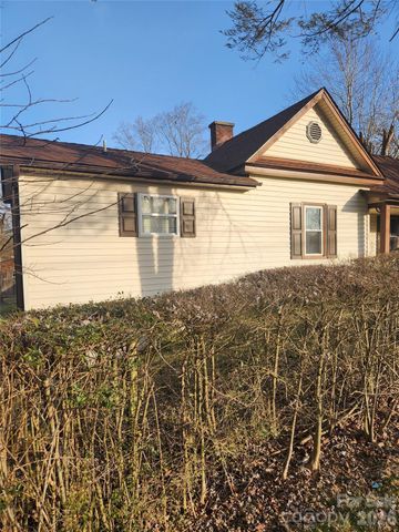 110 E Price Street, Hendersonville, NC 28739