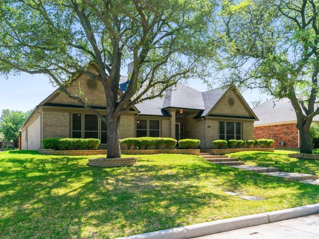 8009 Misty Trail, Fort Worth, TX 76123