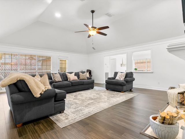 8009 Misty Trail, Fort Worth, TX 76123