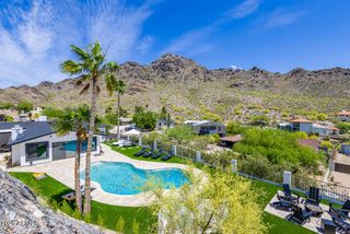 2336 E ORANGEWOOD Avenue, Phoenix, AZ 85020