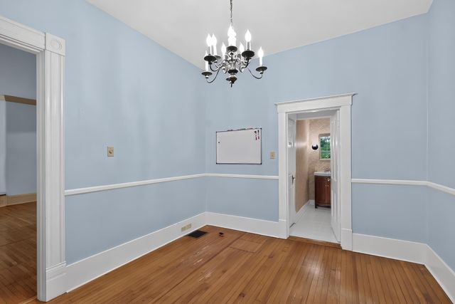 114 W Lexington Avenue, Danville, KY 40422