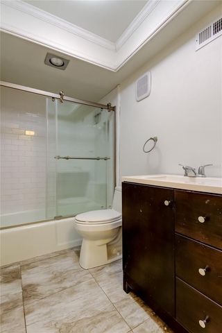 3850 13TH AVENUE N 105, St Petersburg, FL 33713