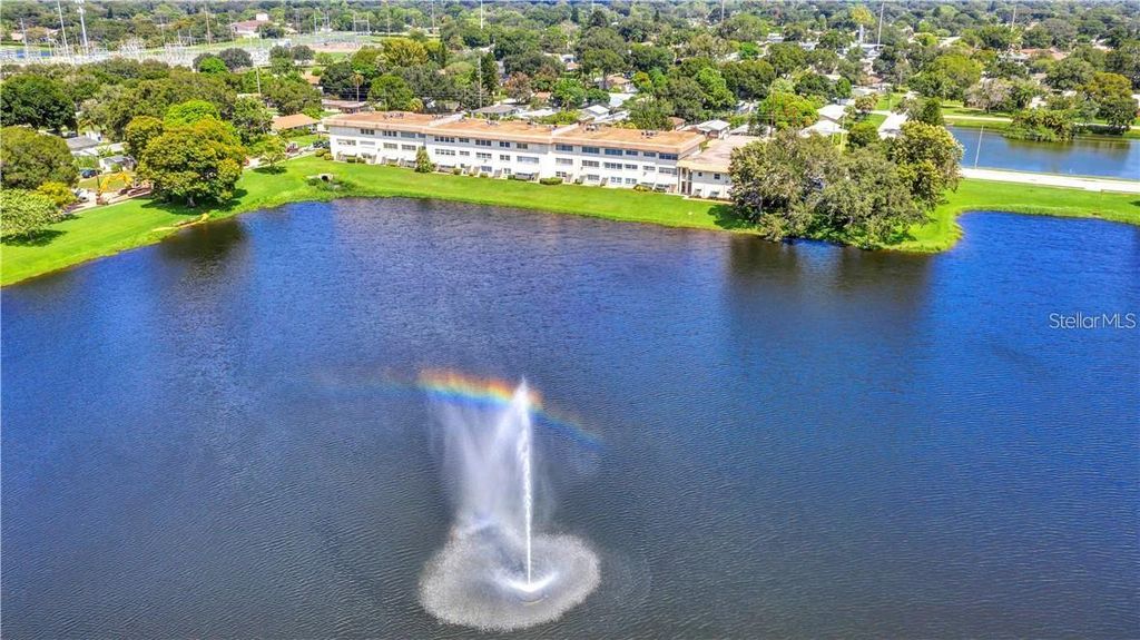 3850 13TH AVENUE N 105, St Petersburg, FL 33713