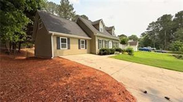 446 Russell Cemetery Road, Winder, GA 30680