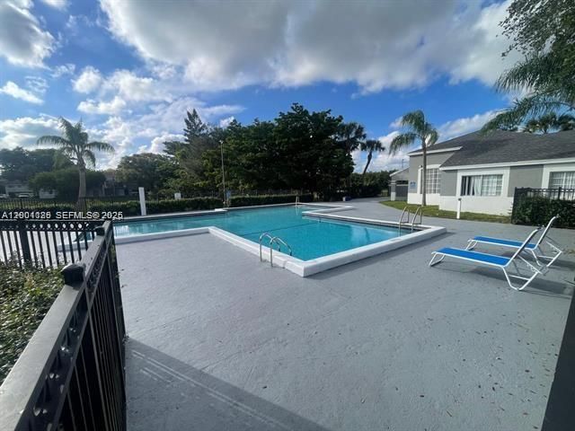 1186 Lake Terry Dr H, West Palm Beach, FL 33411