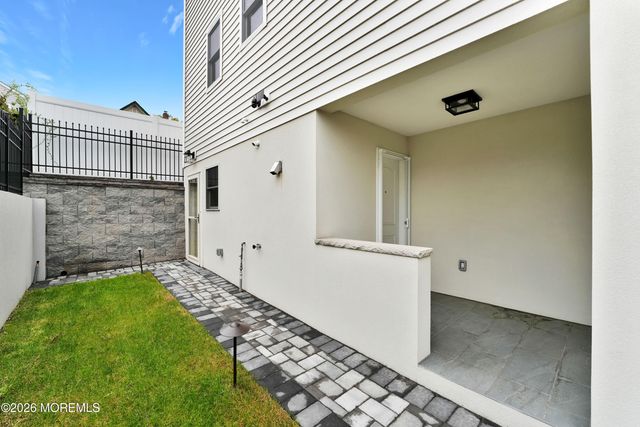 182 E 25th Street A, Paterson, NJ 07514