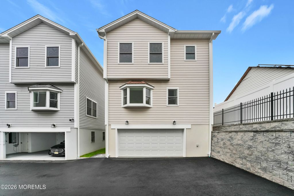 182 E 25th Street A, Paterson, NJ 07514