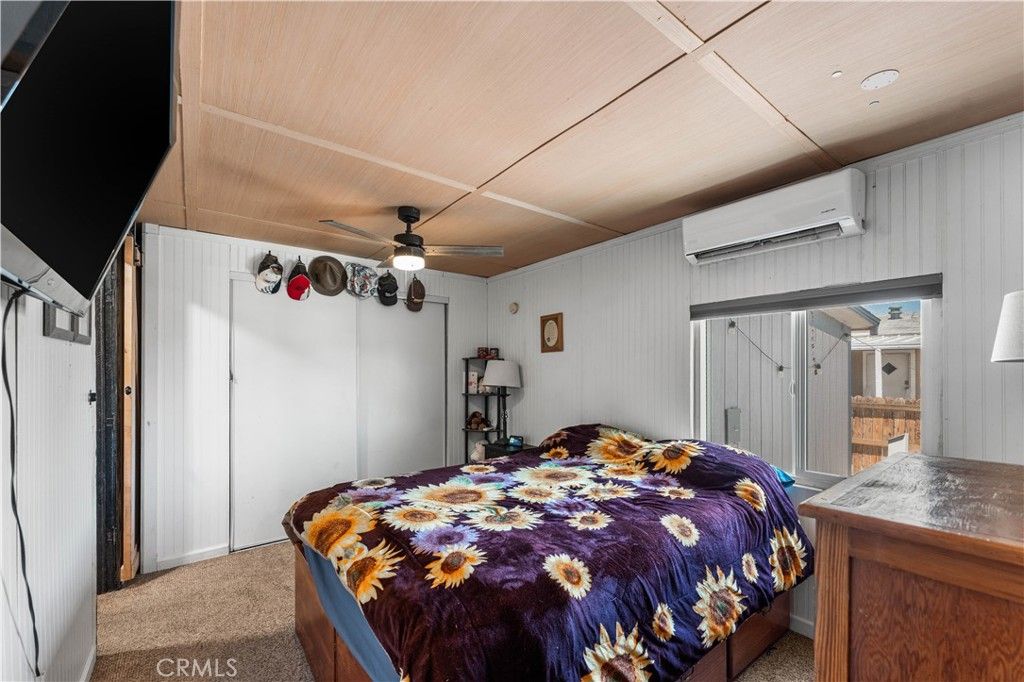 Image 14 of property listing at 1724 Sandra, Rosamond, CA 93560