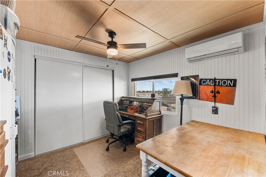 Image 16 of property listing at 1724 Sandra, Rosamond, CA 93560