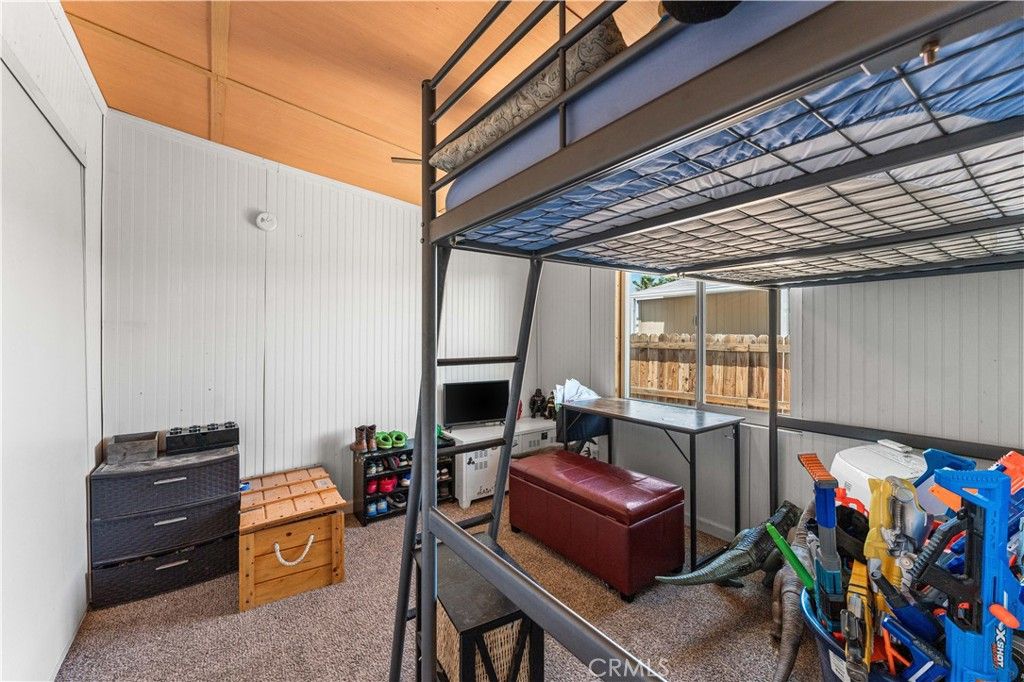Image 21 of property listing at 1724 Sandra, Rosamond, CA 93560