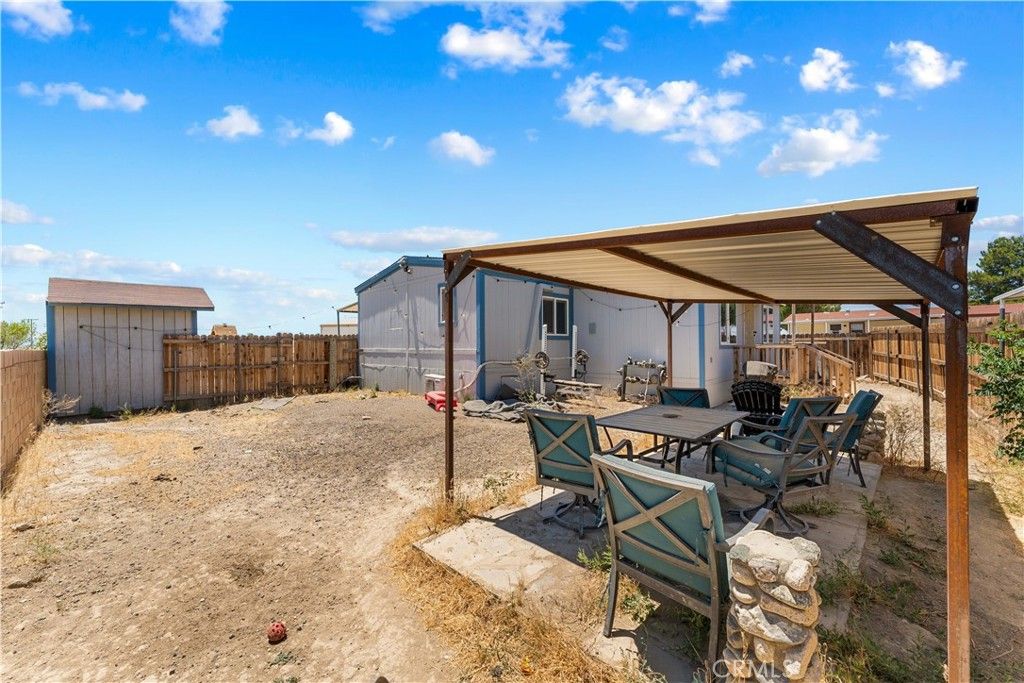 Image 27 of property listing at 1724 Sandra, Rosamond, CA 93560