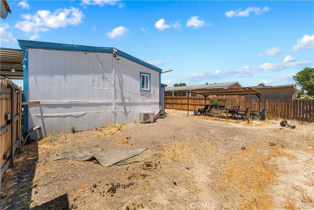 Image 29 of property listing at 1724 Sandra, Rosamond, CA 93560