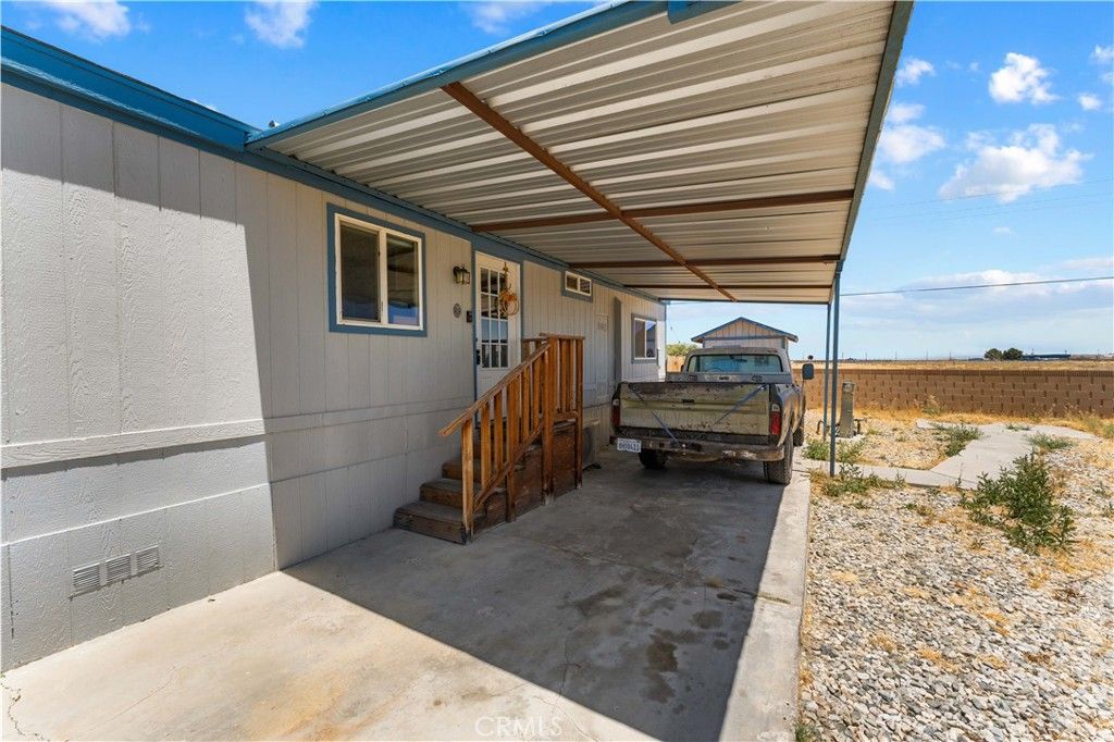 Image 31 of property listing at 1724 Sandra, Rosamond, CA 93560