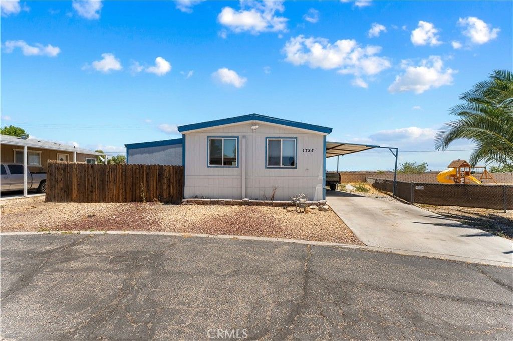 Image 33 of property listing at 1724 Sandra, Rosamond, CA 93560