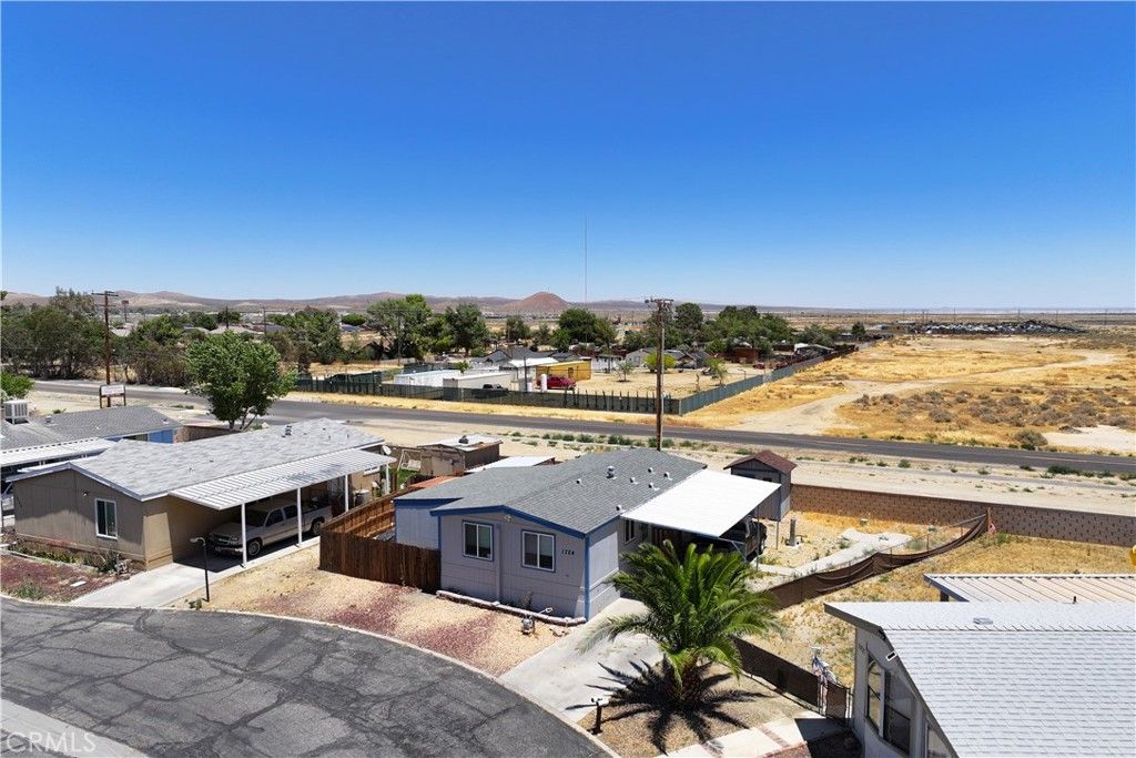 Image 34 of property listing at 1724 Sandra, Rosamond, CA 93560