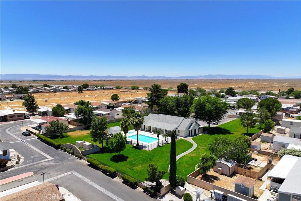 Image 37 of property listing at 1724 Sandra, Rosamond, CA 93560
