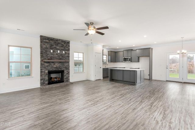 1926 Darrell Drive 13, Graham, NC 27253